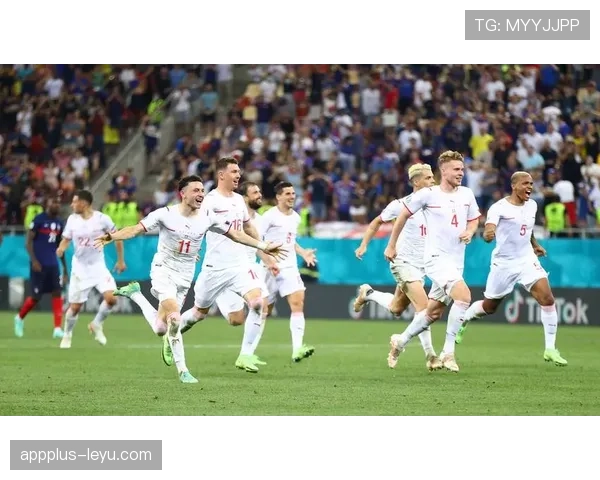 穆西亚拉：年轻天才以职业精神与自律持续闪耀，引领足球未来