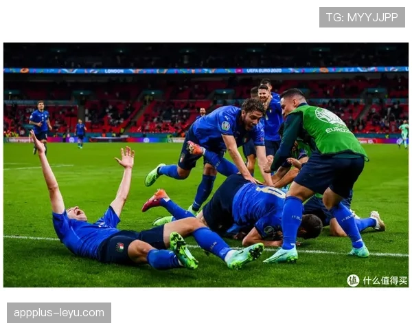 欧洲杯预选赛激战正酣，积分榜风云突变，多队争抢晋级名额