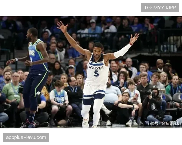 莱切锋线火力全开，状态回暖强势冲击联赛前列