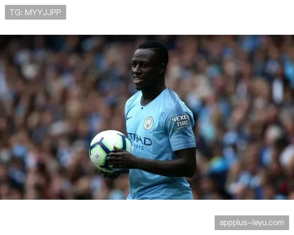 英超狮子军团新赛季启航，年轻球员稳健表现引瞩目